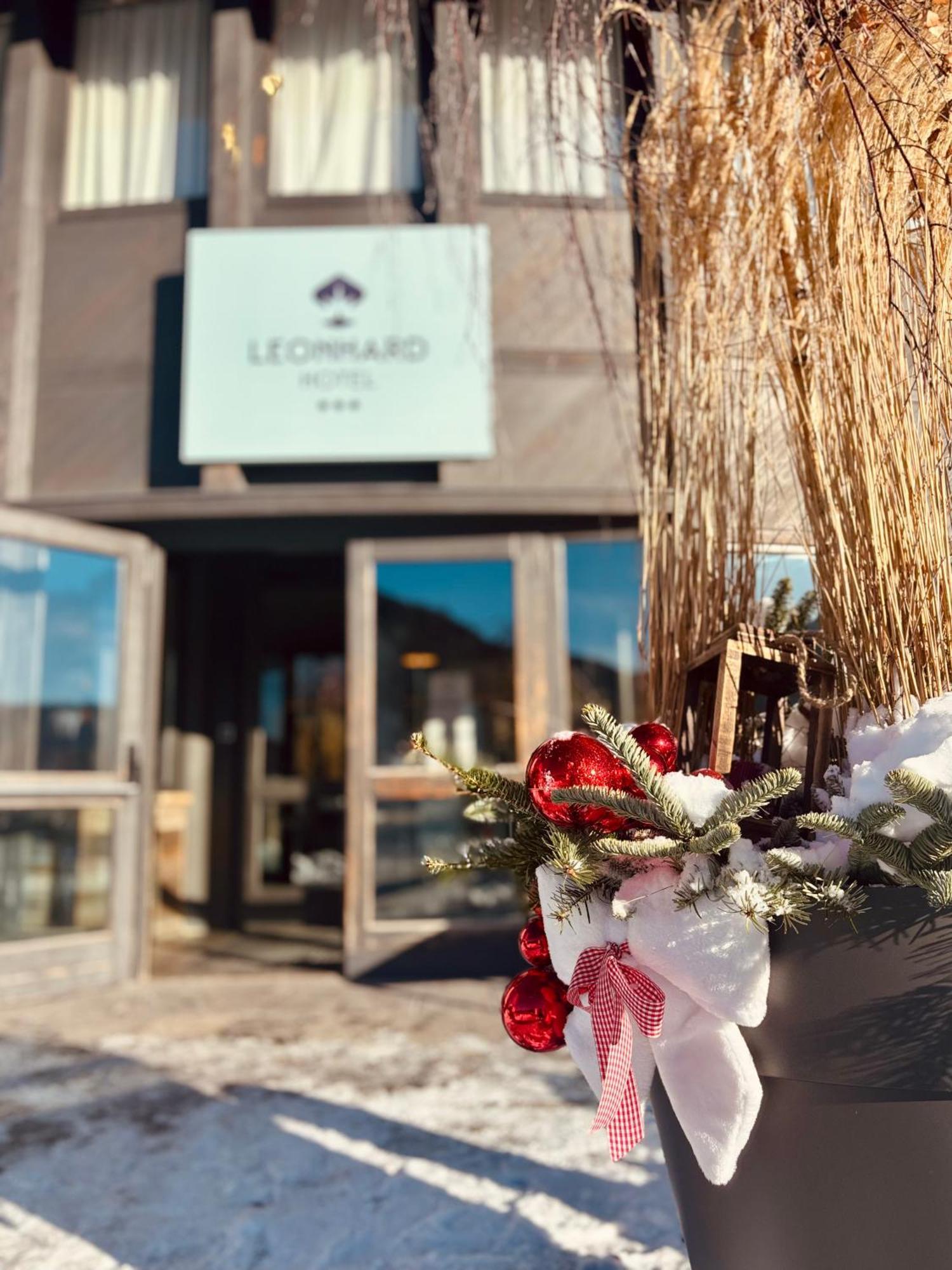 Hotel Leonard نوفا بونينتي المظهر الخارجي الصورة